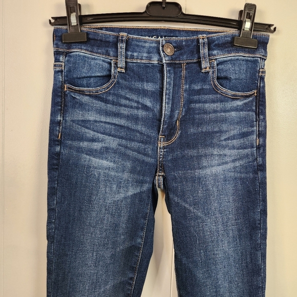 American Eagle Distressed Dark Skinny Jeans Jeggings Crop Cropped Ankle Frayed 2 - Picture 3 of 13